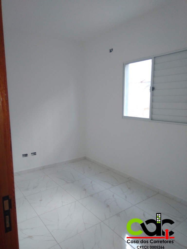 Casa à venda com 2 quartos, 58m² - Foto 11