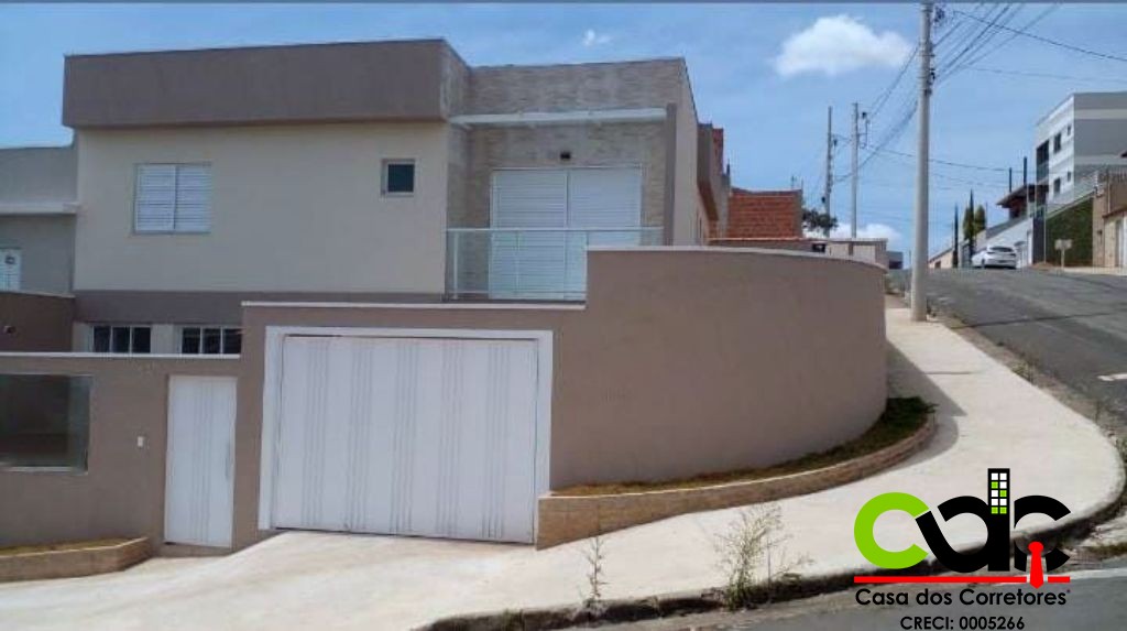 Casa à venda com 4 quartos, 215m² - Foto 1