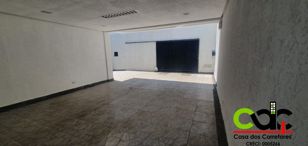 Casa à venda com 4 quartos, 250m² - Foto 16