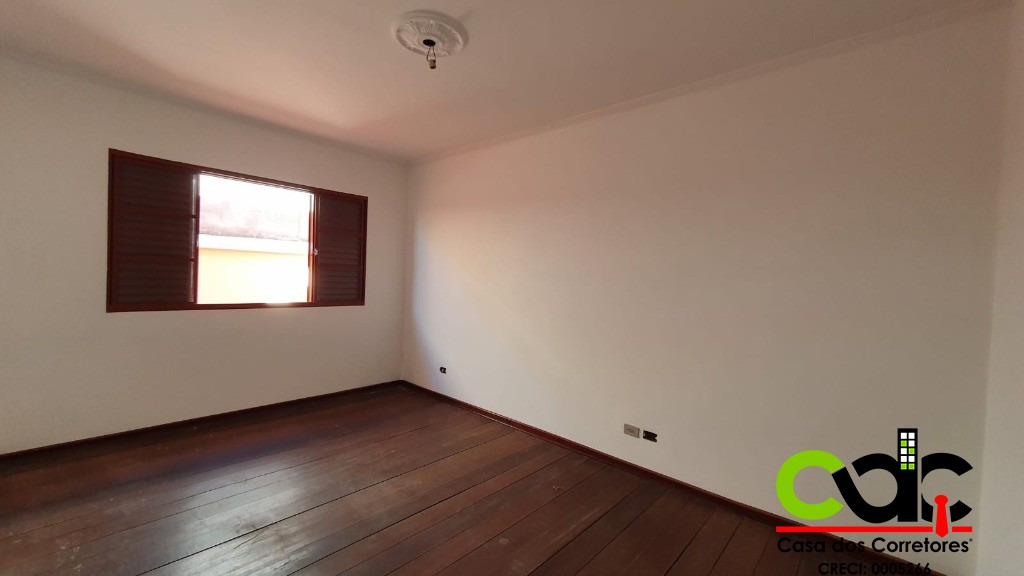 Casa à venda com 3 quartos, 358m² - Foto 15