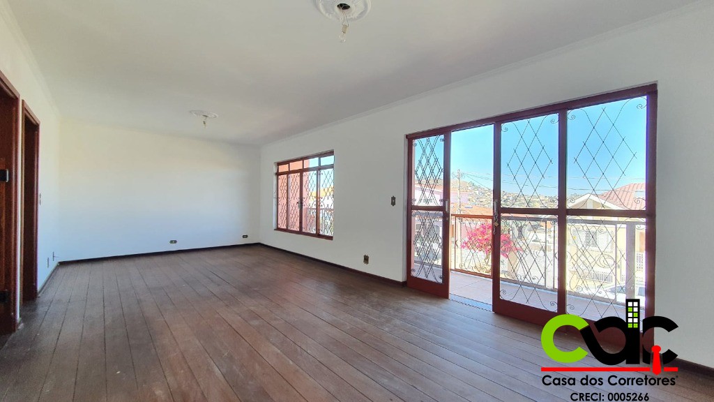 Casa à venda com 3 quartos, 358m² - Foto 14