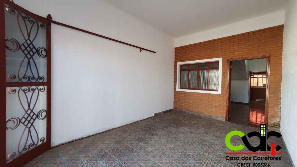 Casa à venda com 3 quartos, 358m² - Foto 4