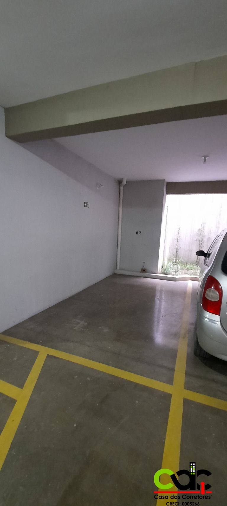 Apartamento à venda com 3 quartos, 180m² - Foto 4