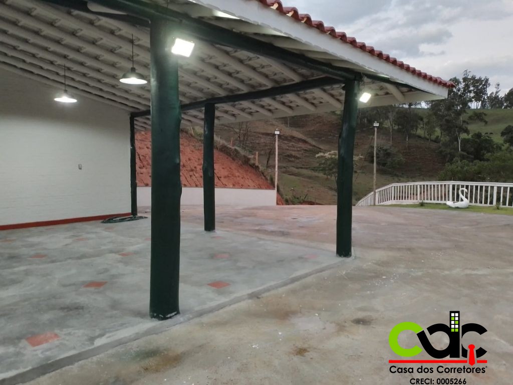 Chácara à venda com 3 quartos, 250m² - Foto 12