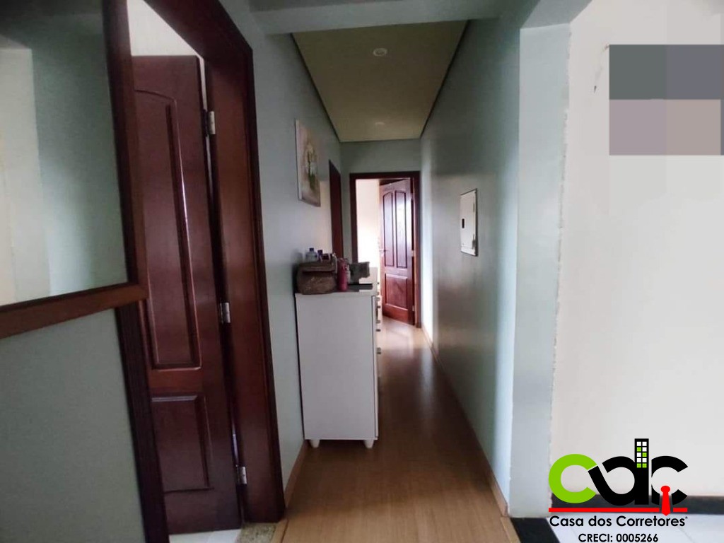 Apartamento à venda com 3 quartos, 250m² - Foto 4