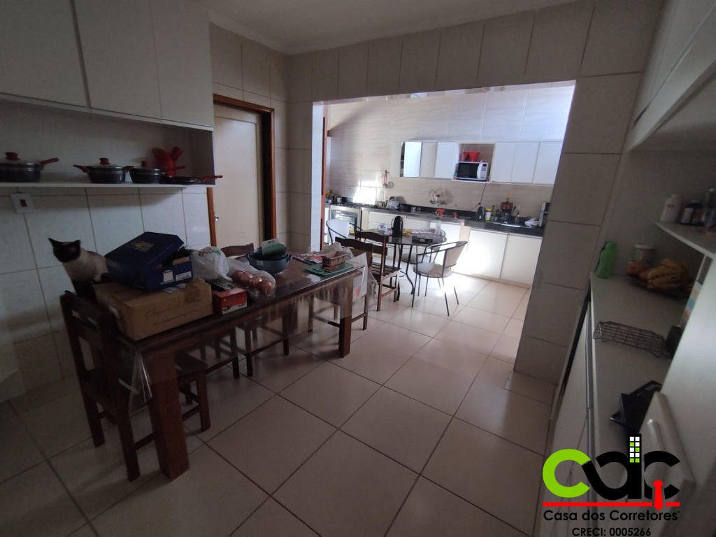 Casa à venda com 3 quartos, 150m² - Foto 18