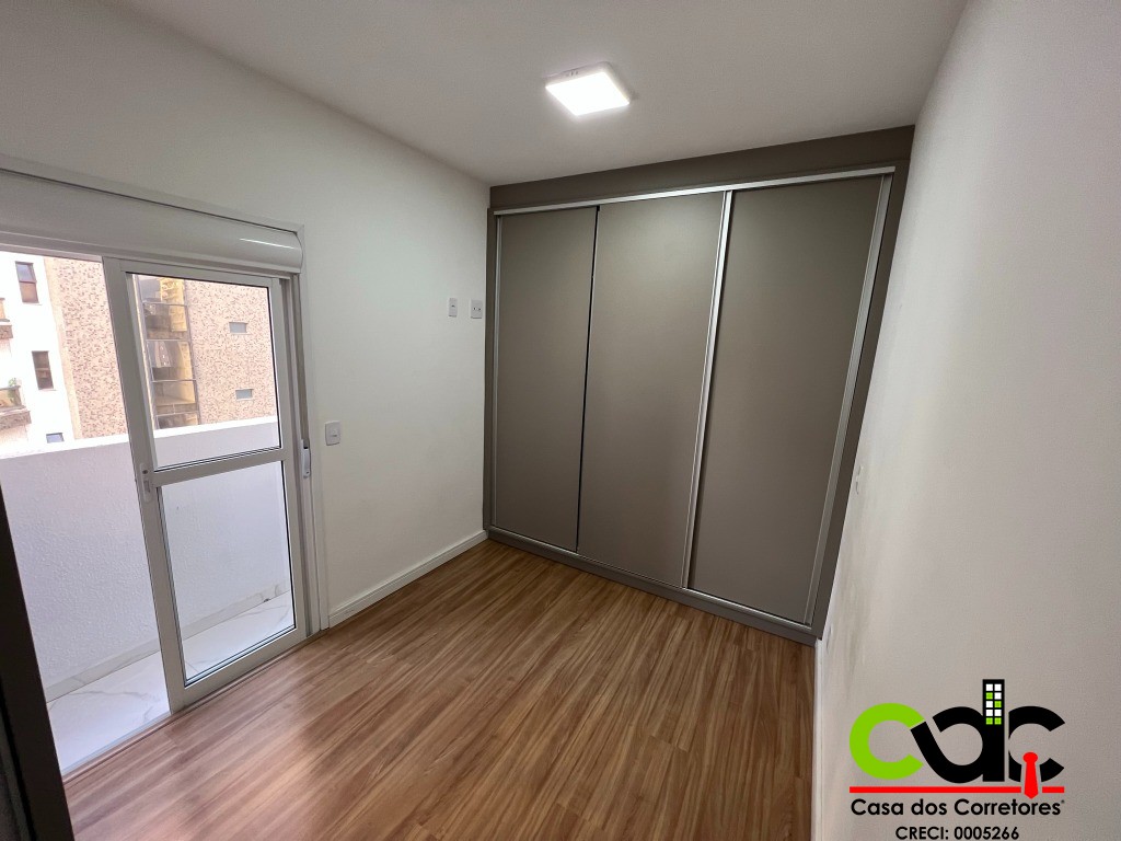 Apartamento para alugar com 2 quartos, 68m² - Foto 5