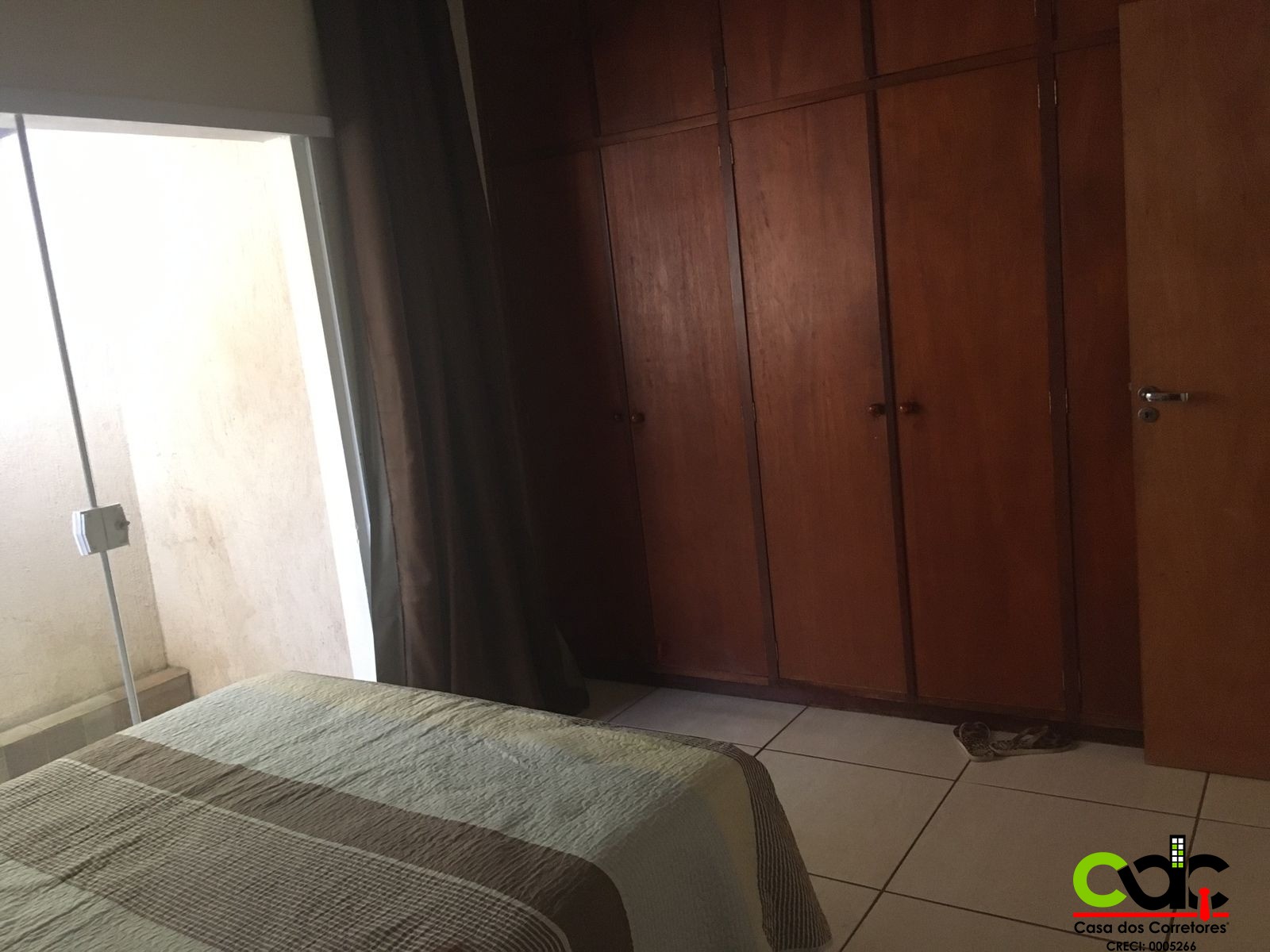 Casa à venda com 2 quartos, 180m² - Foto 12