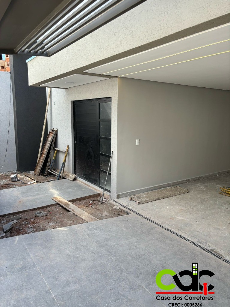 Casa à venda e aluguel com 3 quartos, 200m² - Foto 13