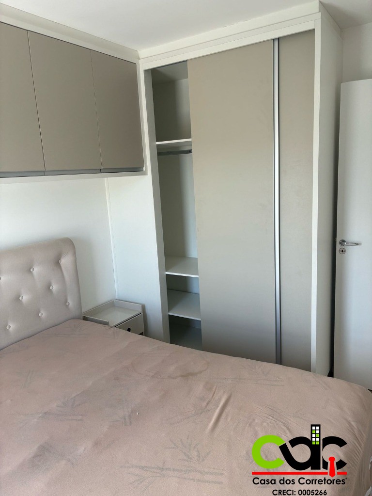 Apartamento à venda com 2 quartos, 100m² - Foto 3