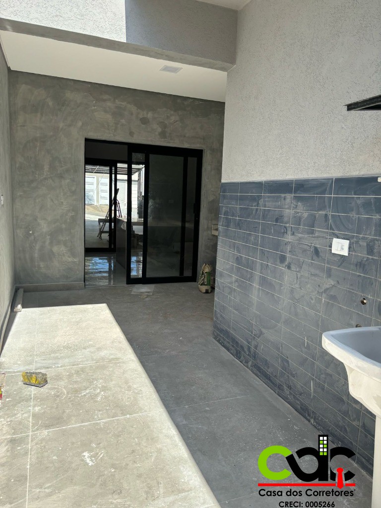 Casa à venda e aluguel com 3 quartos, 200m² - Foto 15