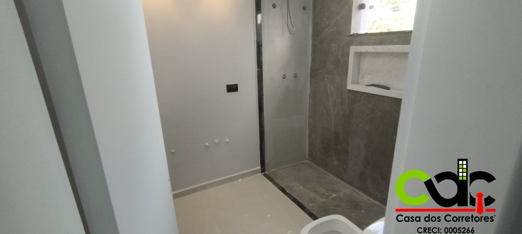 Casa à venda com 2 quartos, 120m² - Foto 3