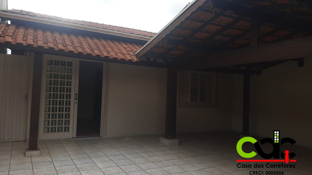 Casa à venda com 2 quartos, 184m² - Foto 2