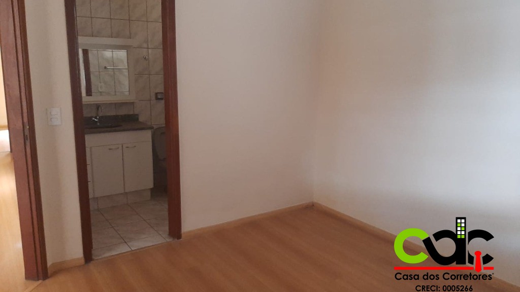 Casa à venda com 2 quartos, 184m² - Foto 8