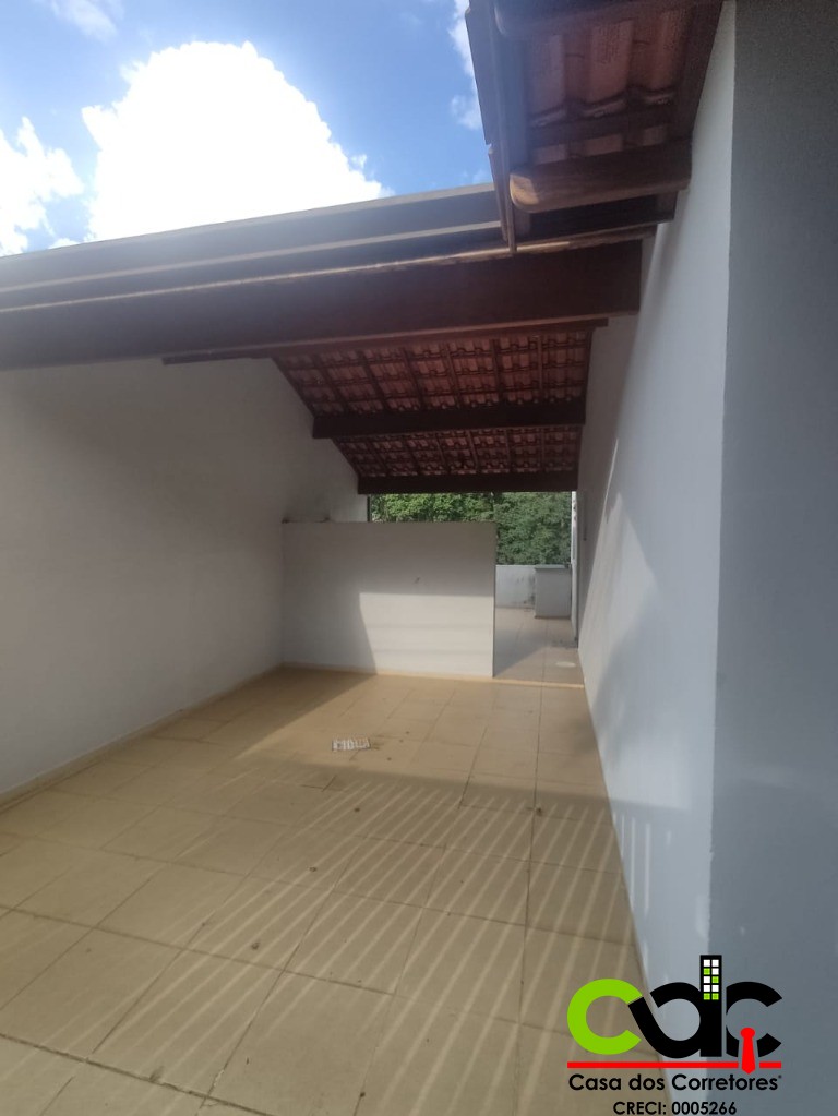 Casa à venda com 3 quartos, 379m² - Foto 4