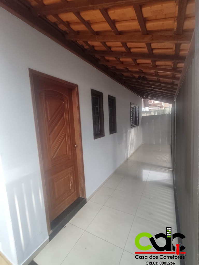 Casa à venda com 3 quartos, 379m² - Foto 3