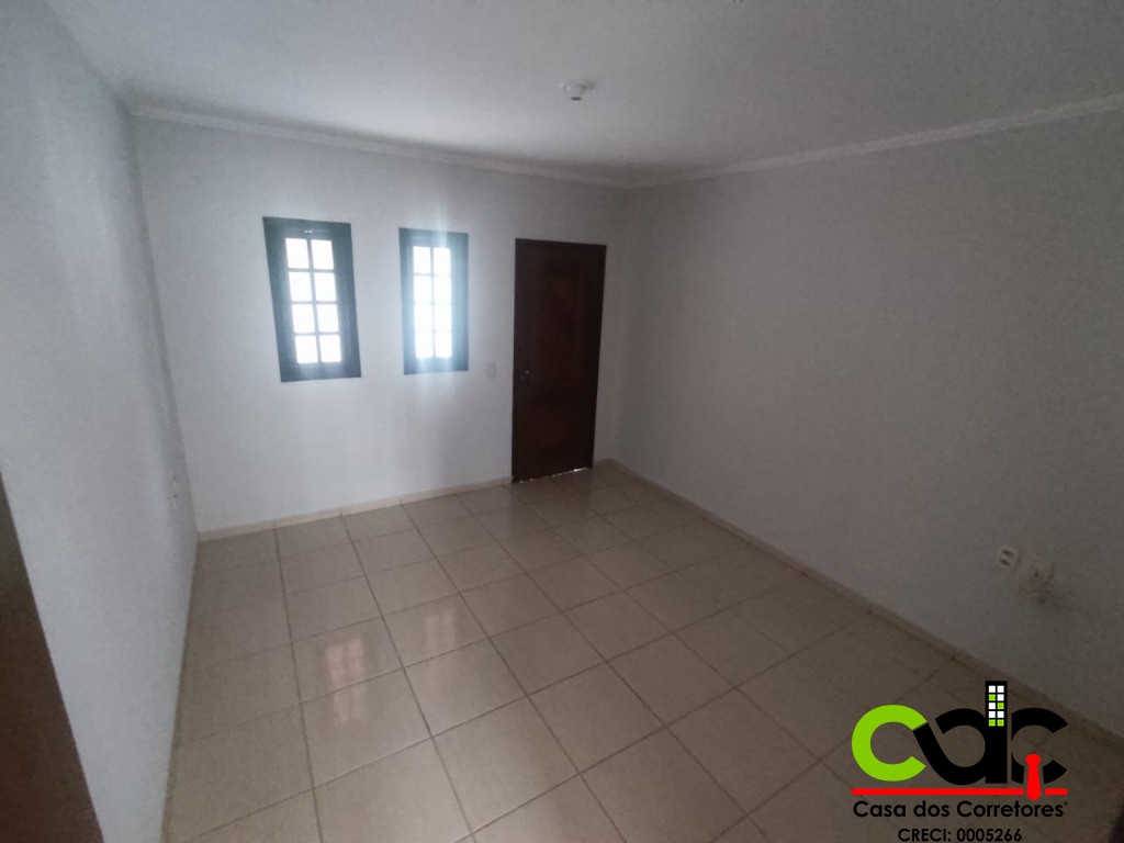 Casa à venda com 3 quartos, 379m² - Foto 10