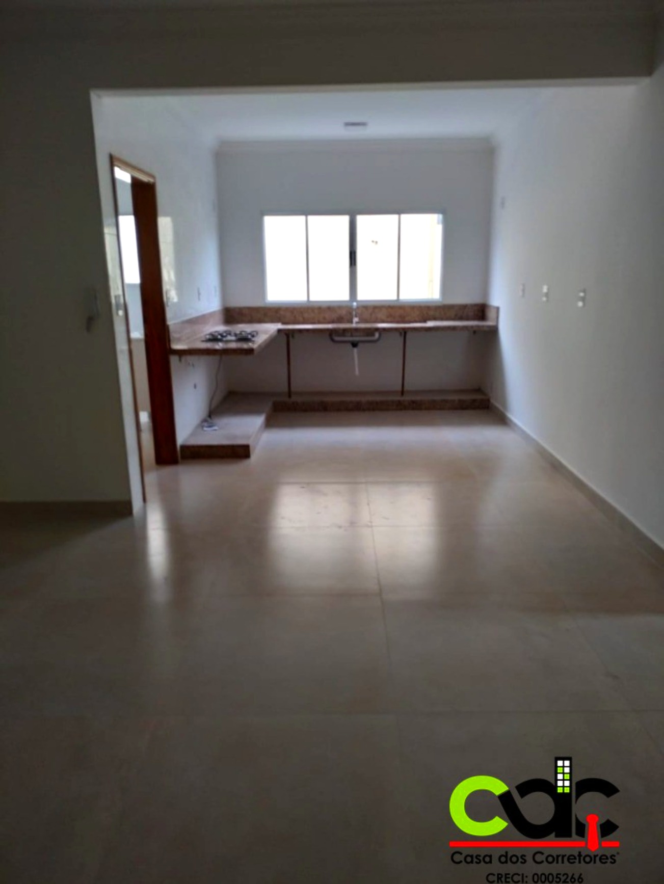 Apartamento à venda com 3 quartos, 90m² - Foto 2