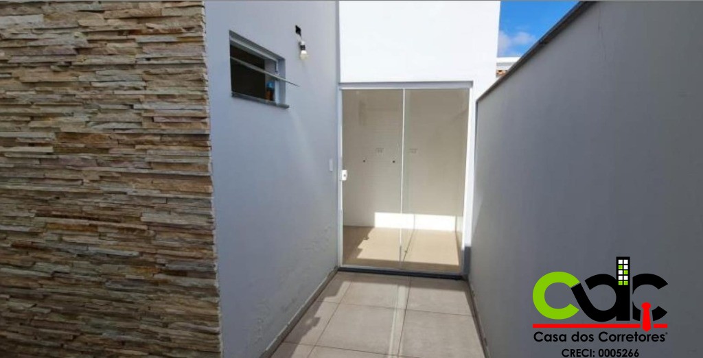 Casa à venda com 3 quartos, 221m² - Foto 11