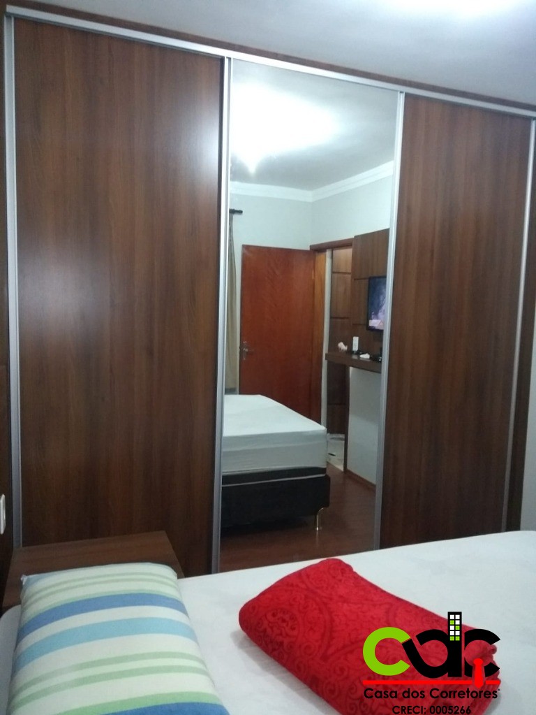 Apartamento à venda com 2 quartos, 60m² - Foto 16