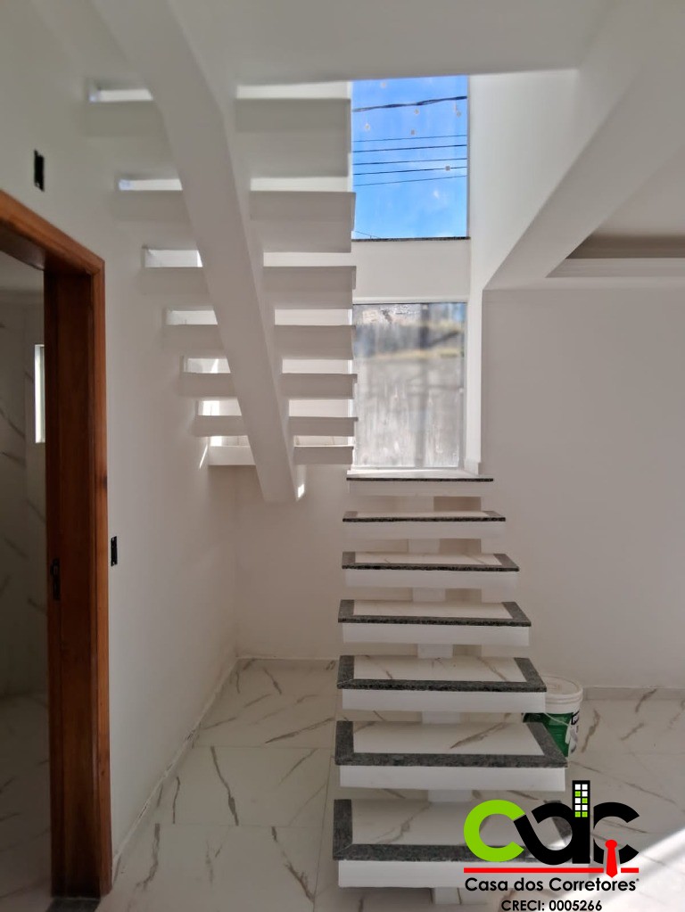 Casa à venda com 2 quartos, 82m² - Foto 3