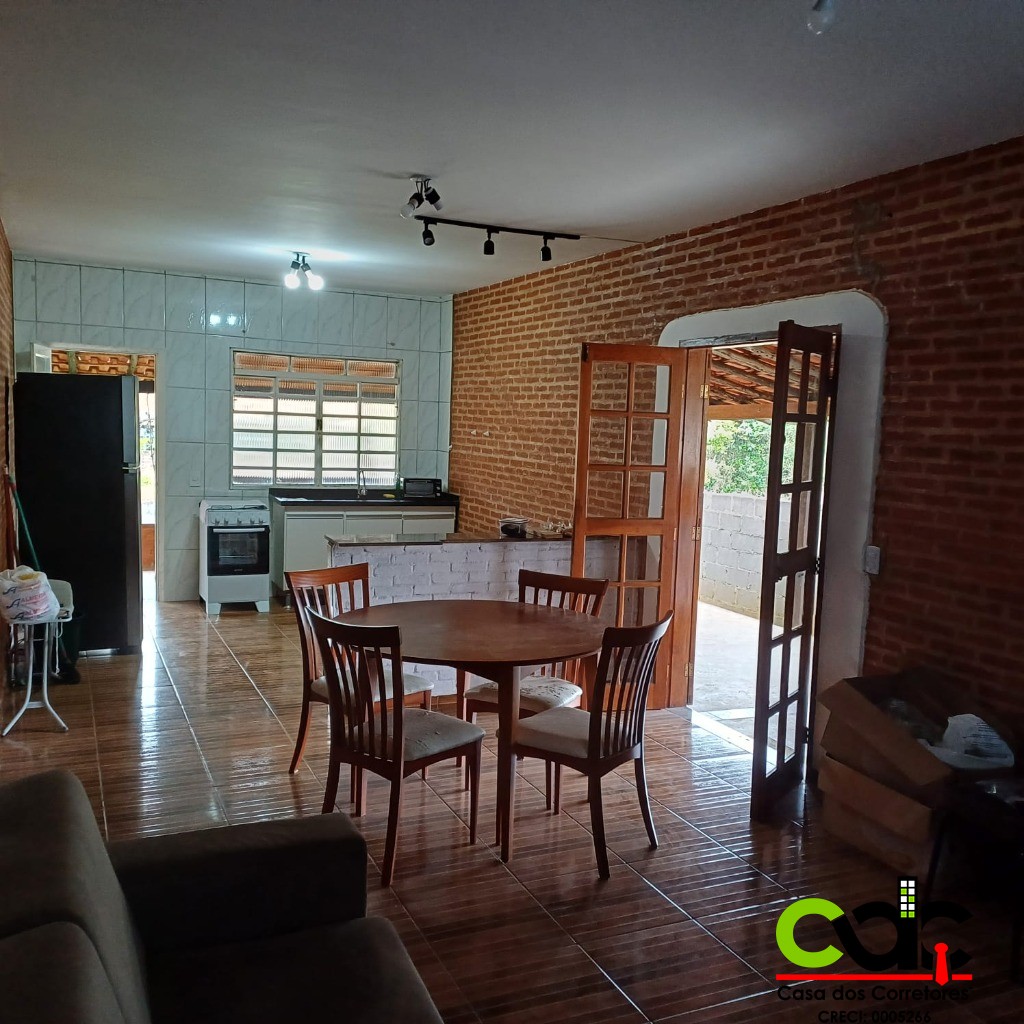 Chácara à venda com 2 quartos, 300m² - Foto 13