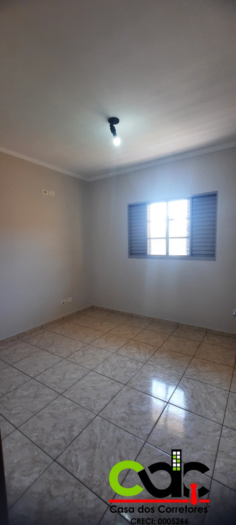 Apartamento para alugar com 2 quartos, 70m² - Foto 4