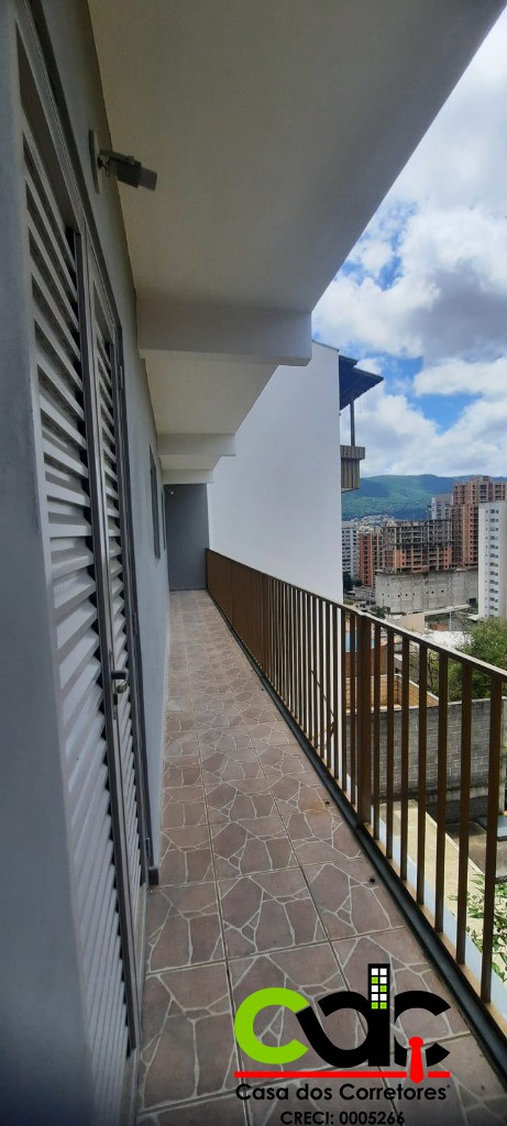 Apartamento para alugar com 2 quartos, 70m² - Foto 3