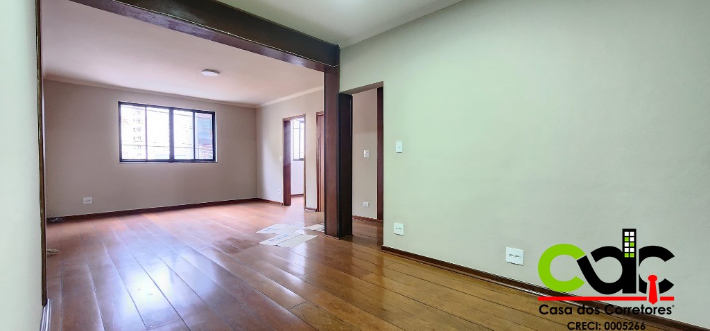 Apartamento para alugar com 3 quartos, 160m² - Foto 1