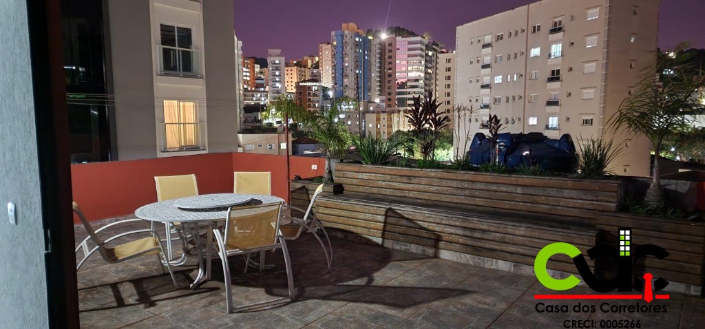 Apartamento para alugar com 3 quartos, 160m² - Foto 17