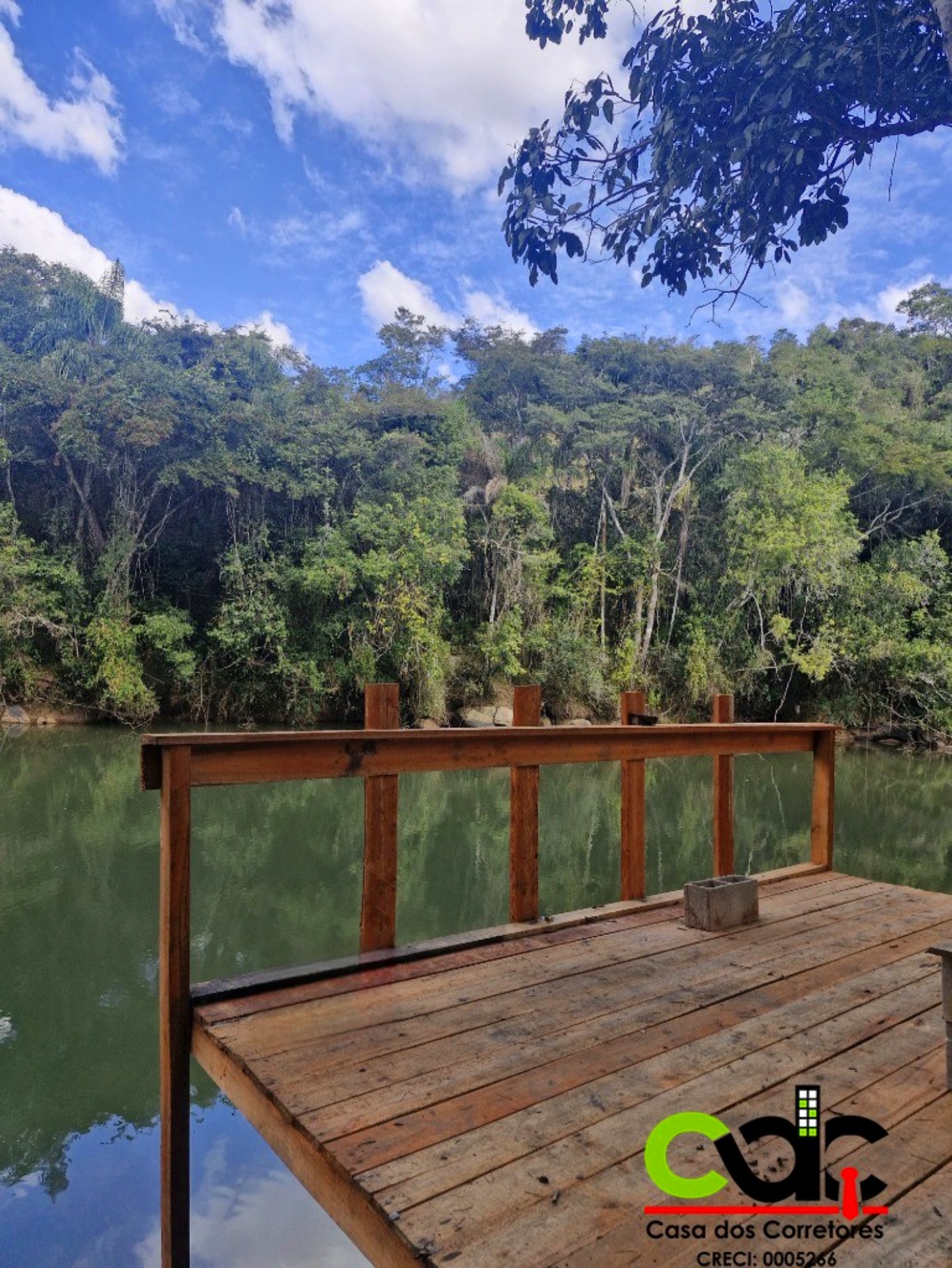 Chácara, 3 quartos, 830 m² - Foto 1