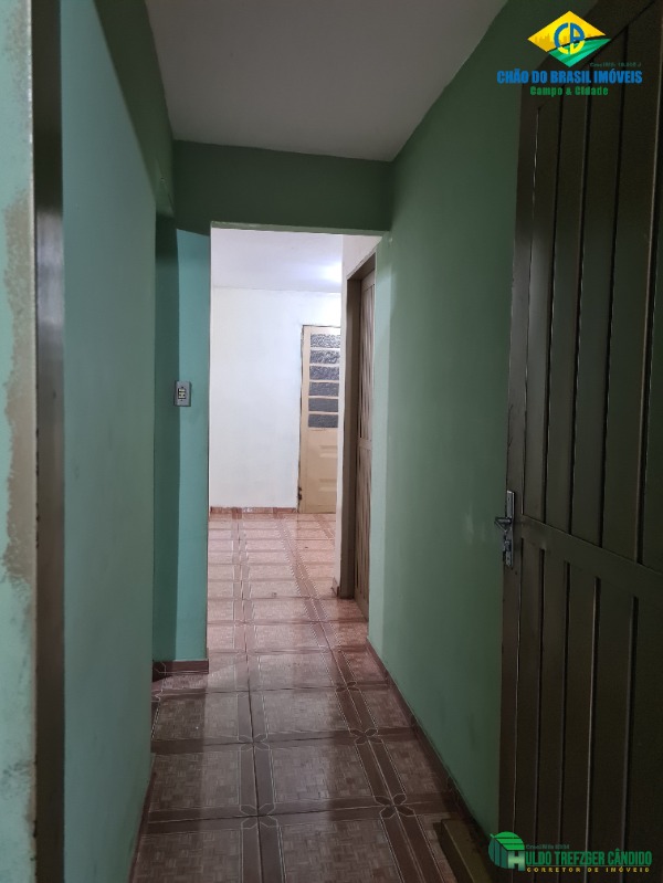 Casa à venda com 4 quartos, 200m² - Foto 12