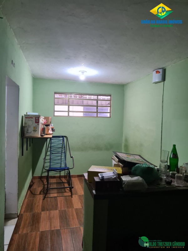 Casa à venda com 4 quartos, 200m² - Foto 6