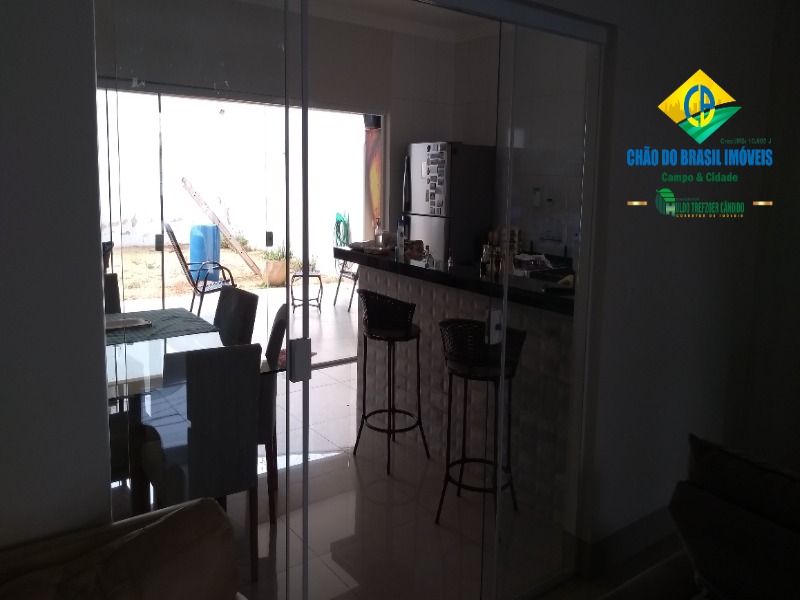 Casa à venda com 3 quartos, 228m² - Foto 10