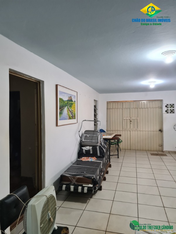 Casa à venda com 4 quartos, 200m² - Foto 5