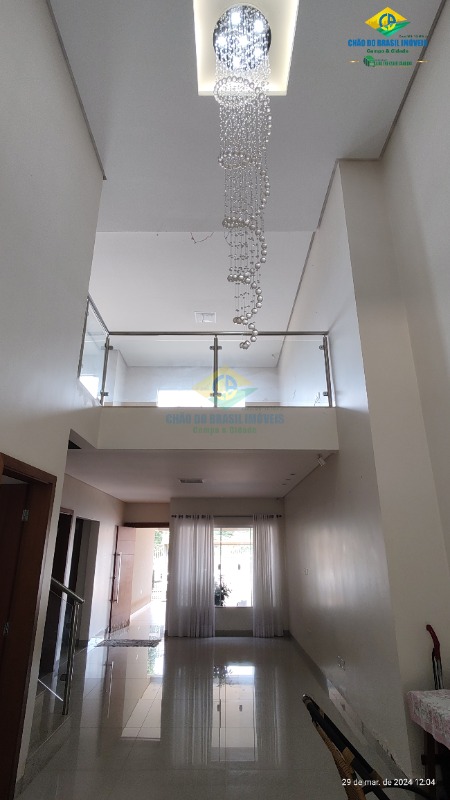 Casa à venda com 4 quartos, 247m² - Foto 5