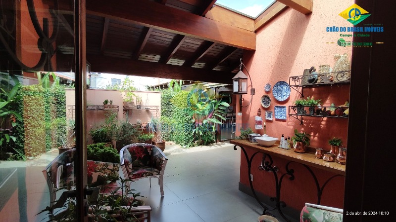 Casa à venda com 4 quartos, 650m² - Foto 17