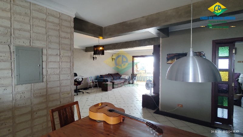 Apartamento à venda com 3 quartos, 189m² - Foto 1