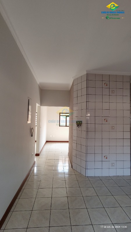 Casa à venda com 3 quartos, 252m² - Foto 10