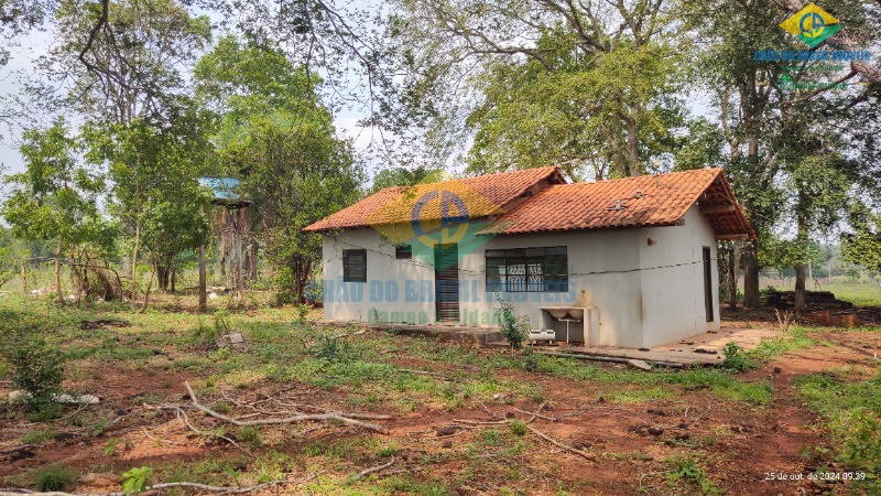 Sítio à venda com 3 quartos, 100m² - Foto 12