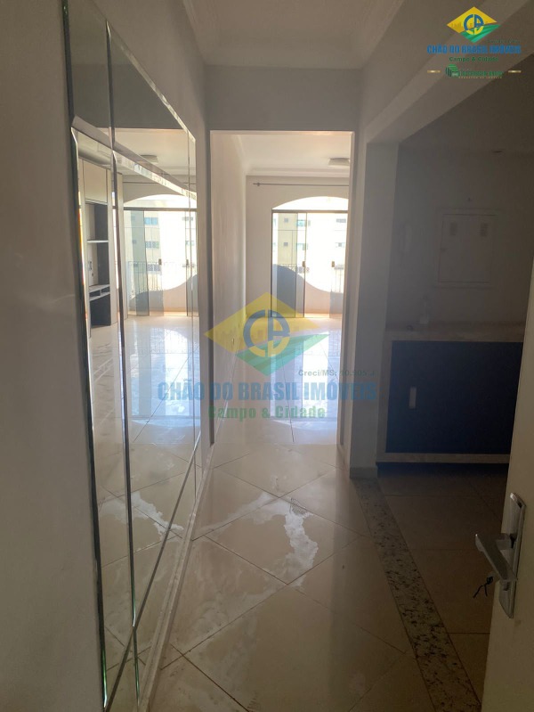 Apartamento à venda com 3 quartos, 106m² - Foto 3