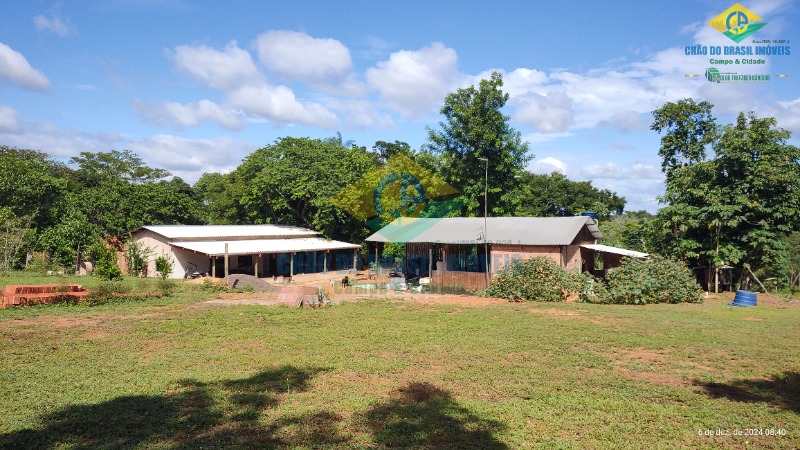 Chácara à venda com 3 quartos, 200m² - Foto 3