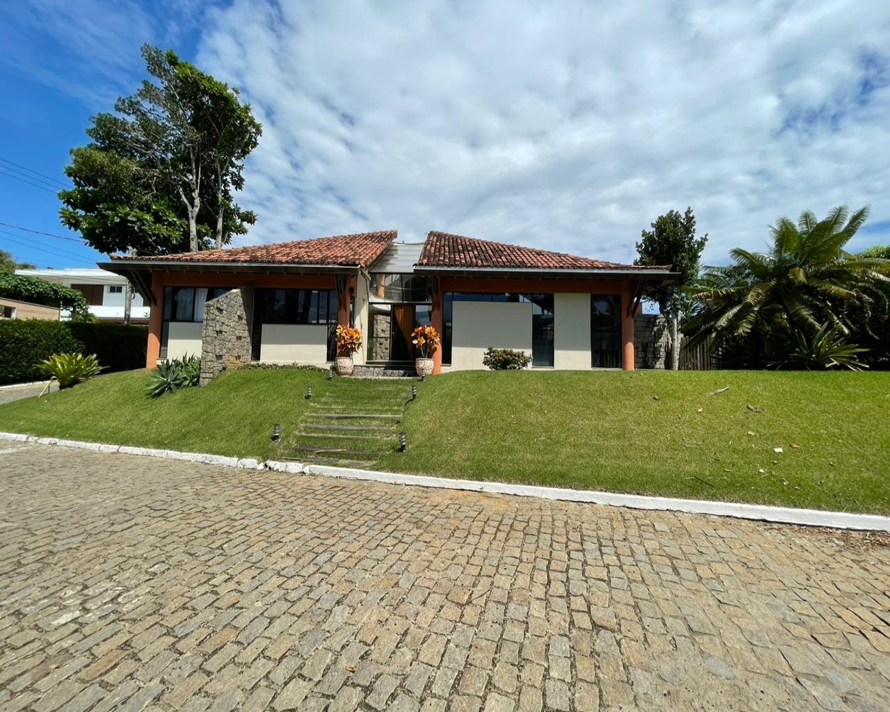 Casa à venda com 4 quartos, 750m² - Foto 62