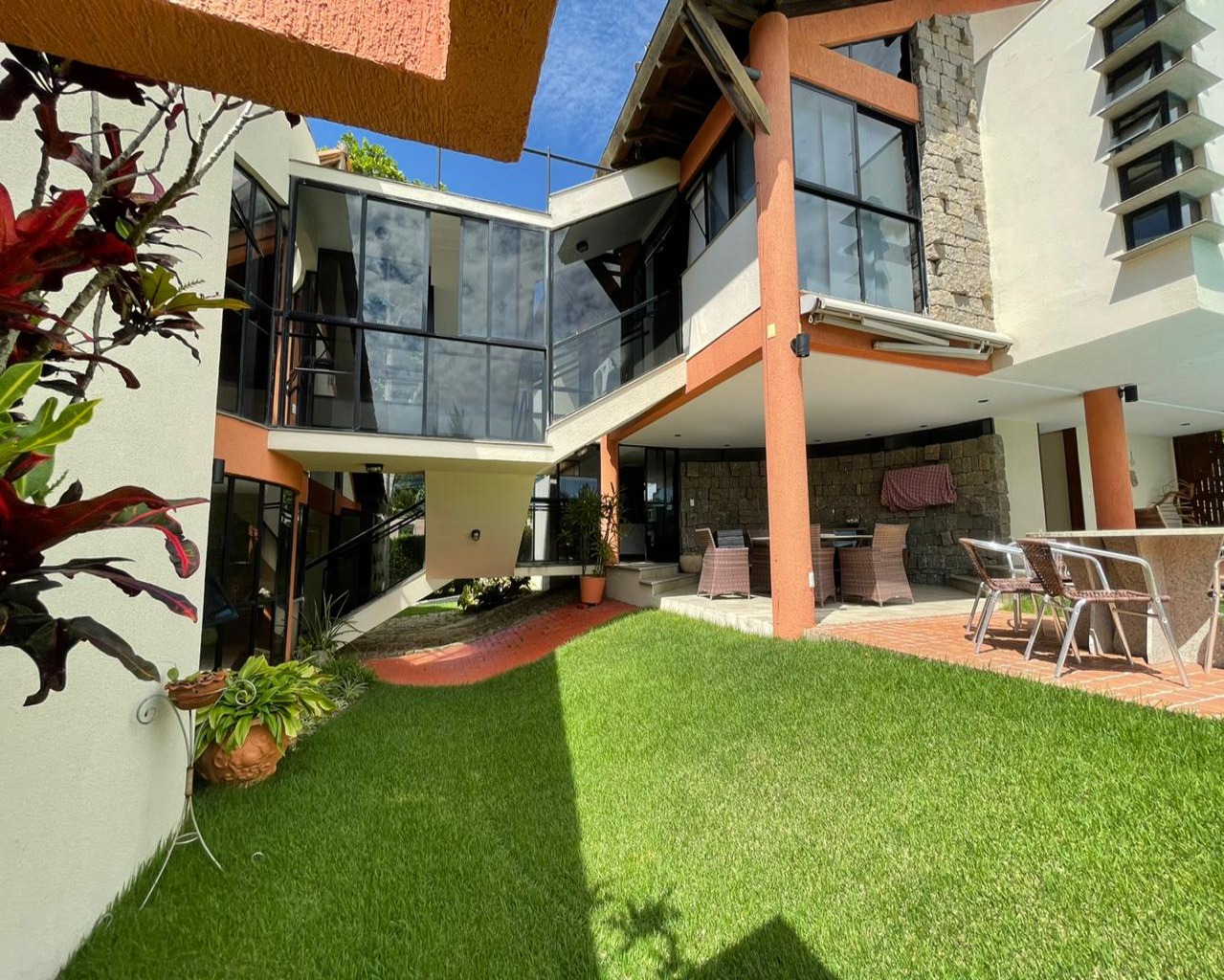 Casa à venda com 4 quartos, 750m² - Foto 103