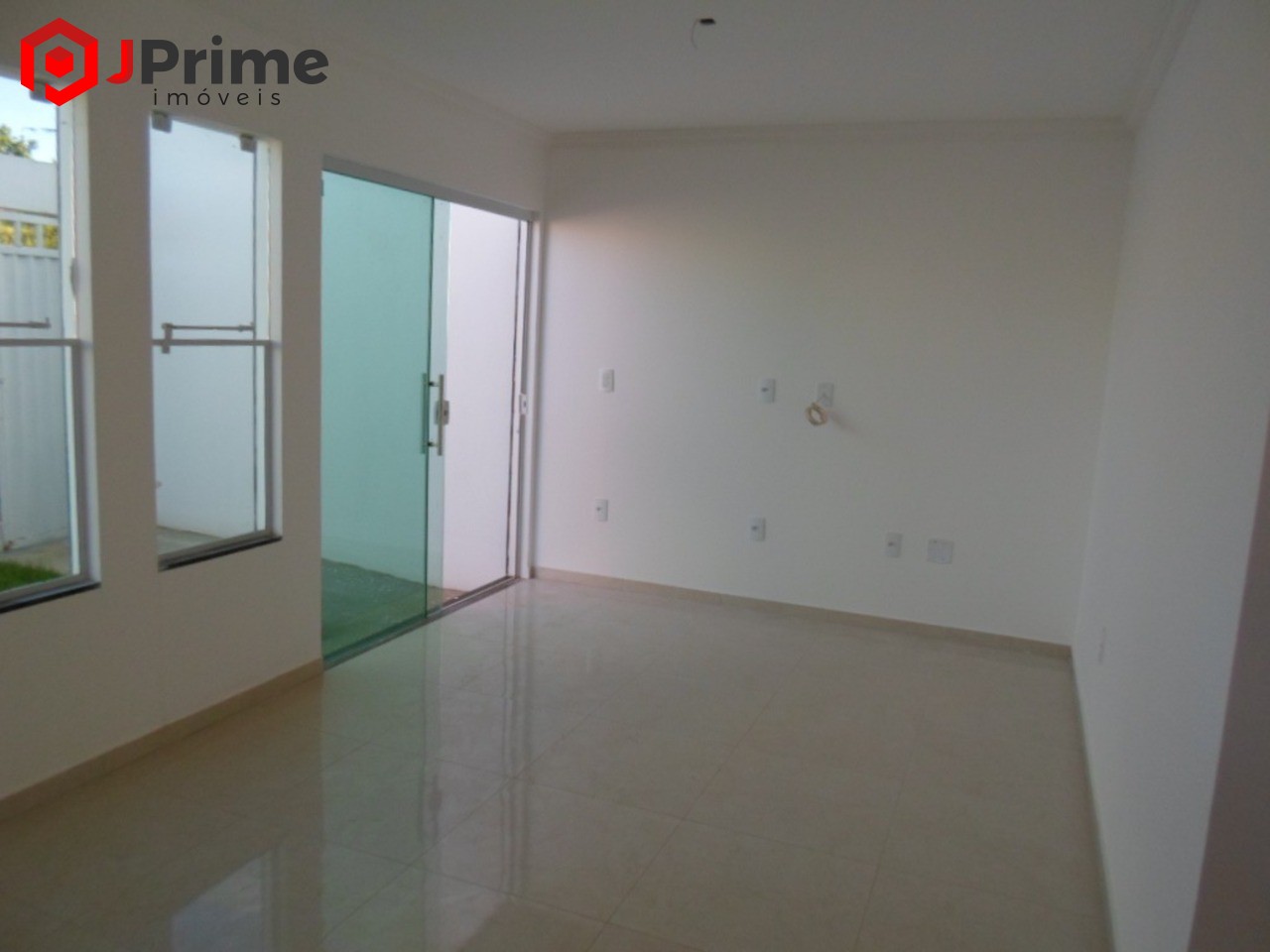 Casa à venda com 2 quartos, 78m² - Foto 12