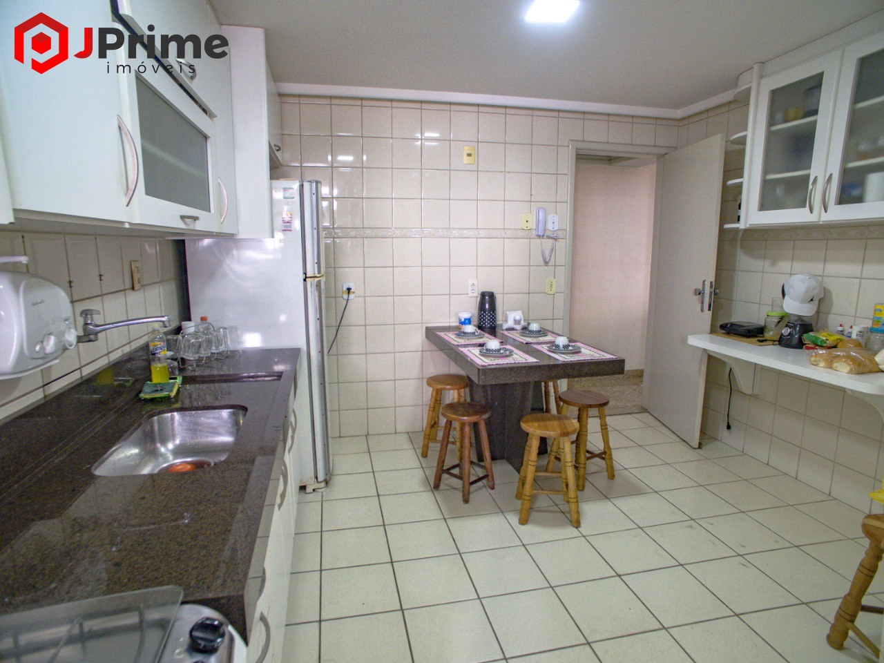 Apartamento à venda com 3 quartos, 110m² - Foto 13