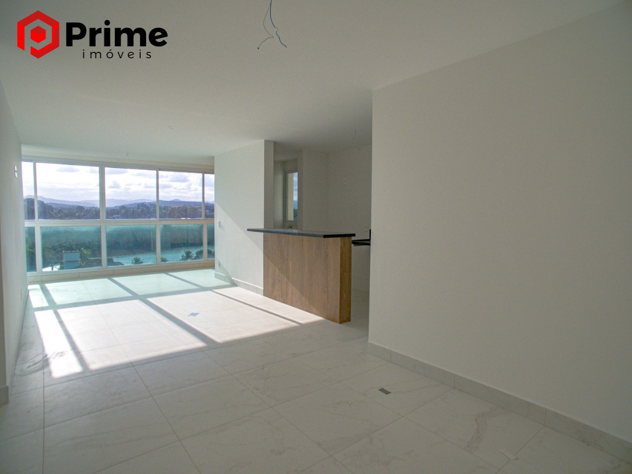 Apartamento à venda com 2 quartos, 81m² - Foto 3