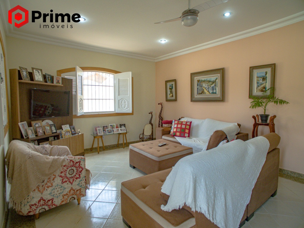 Casa, 5 quartos, 250 m² - Foto 2
