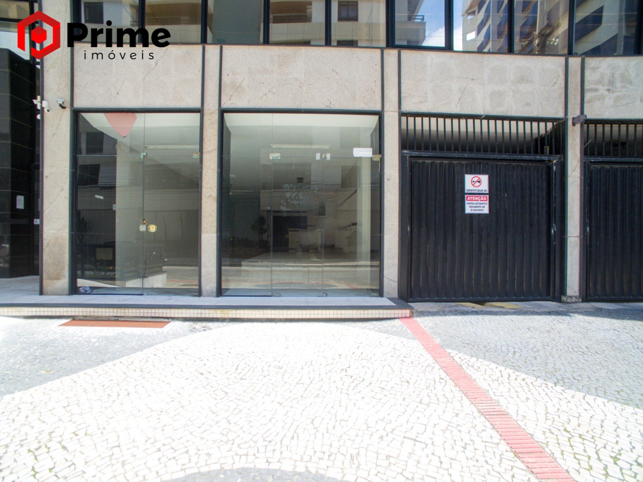 Loja-Salão, 220 m² - Foto 1
