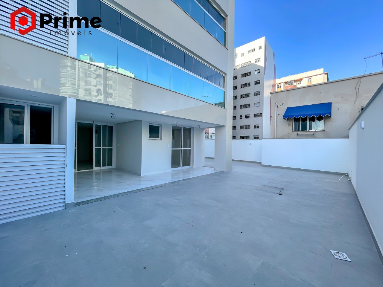 Apartamento à venda com 2 quartos, 138m² - Foto 1